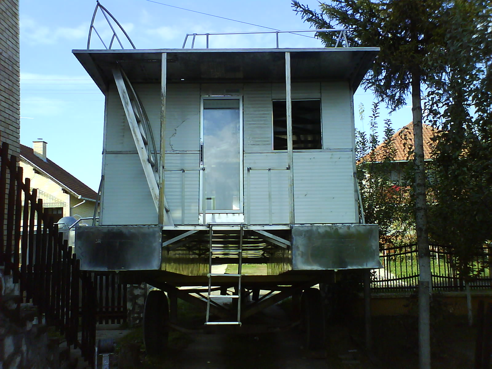 Aluminijumski camci